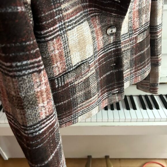 Ricki's Plaid Cropped Blazer in Brown and Cream XS - Picture 10 of 16